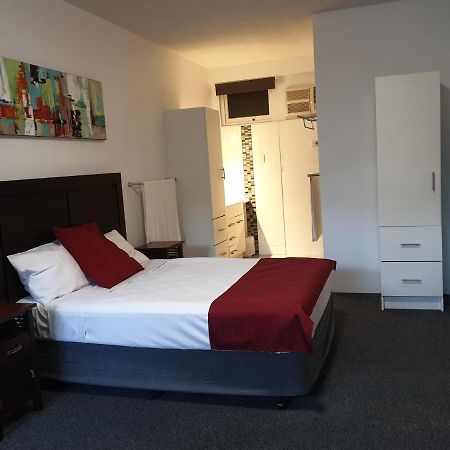Southern Cross Motel Brisbane Kültér fotó